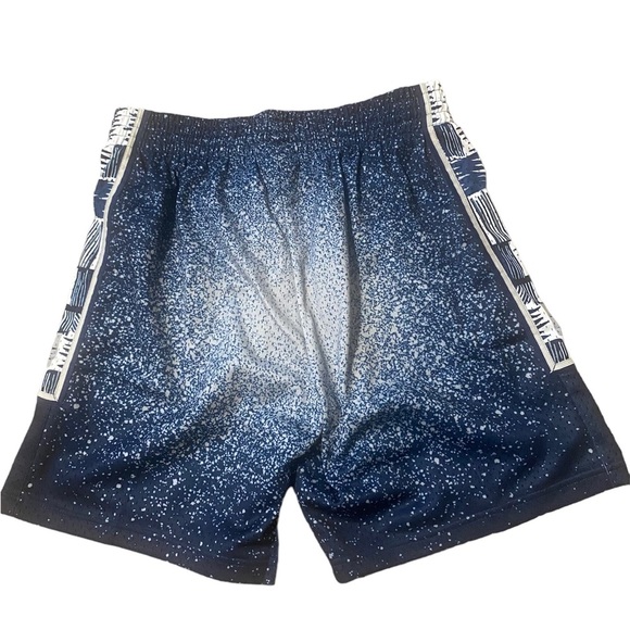 Mitchell and Ness Georgetown Hoyas Short - Picture 6 of 6